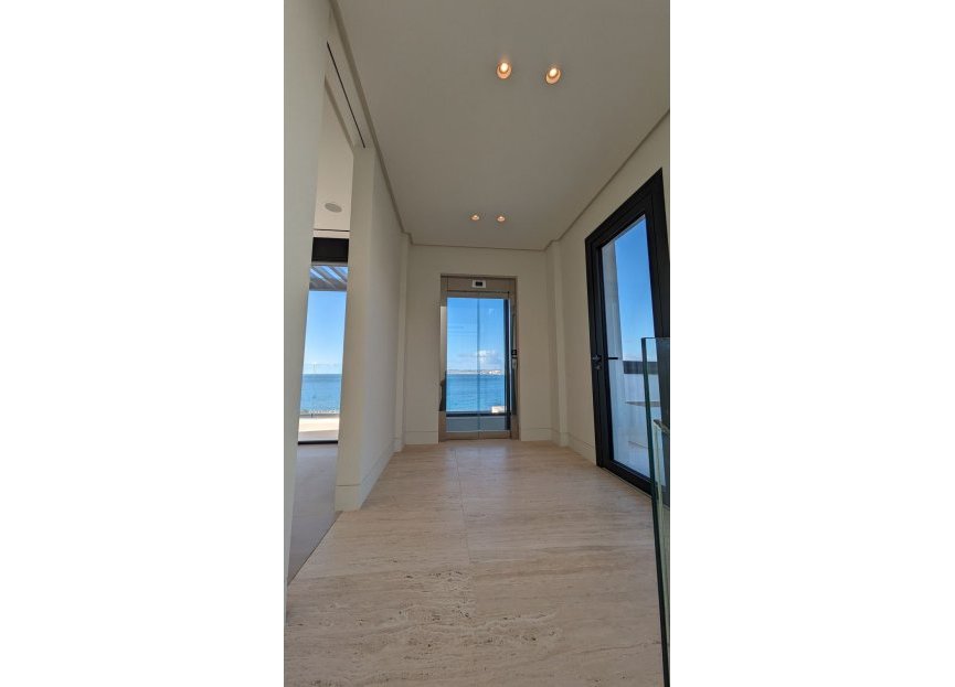 Resale - Apartment - Penthouse - Estepona - Estepona Centro