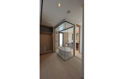 Resale - Apartment - Penthouse - Estepona - Estepona Centro