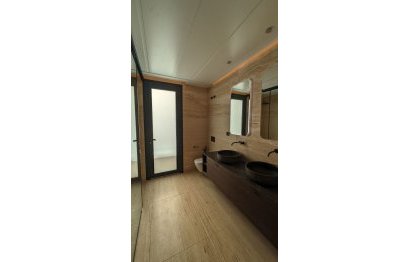 Resale - Apartment - Penthouse - Estepona - Estepona Centro