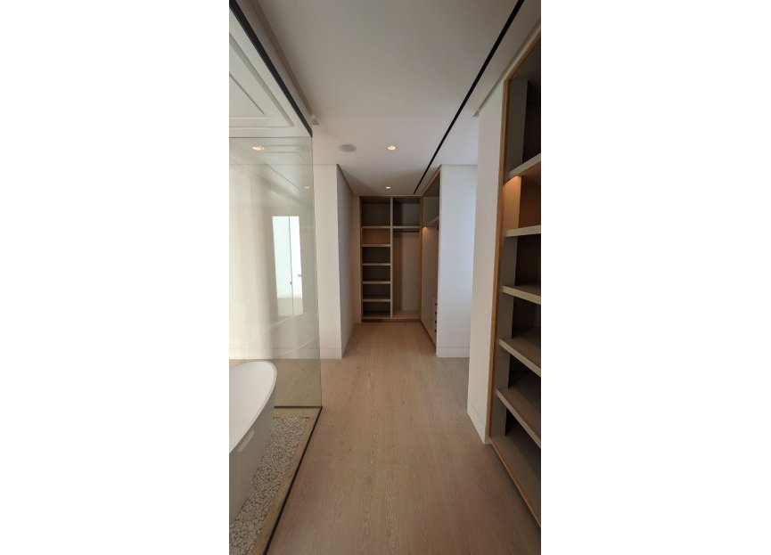 Resale - Apartment - Penthouse - Estepona - Estepona Centro