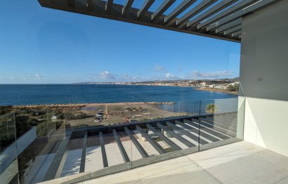 Resale - Apartment - Penthouse - Estepona - Estepona Centro