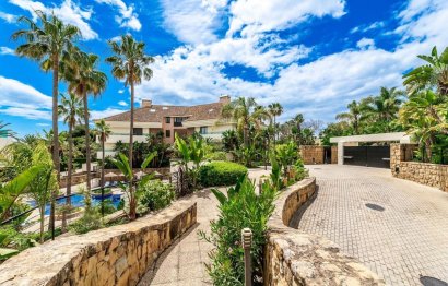 Resale - Apartment - Middle Floor Apartment - Marbella - Los Monteros