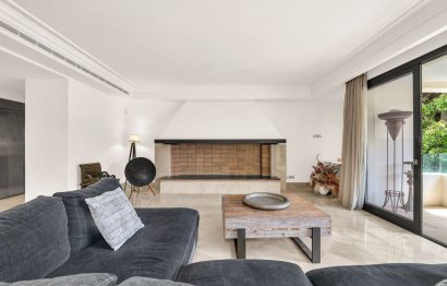 Resale - Apartment - Middle Floor Apartment - Marbella - Los Monteros