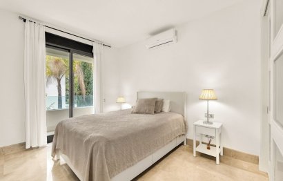 Resale - Apartment - Middle Floor Apartment - Marbella - Los Monteros