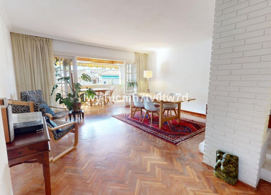 Resale - Apartment - Middle Floor Apartment - Fuengirola - Fuengirola Centro