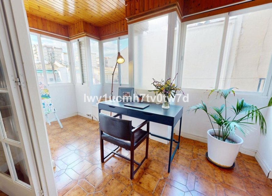 Resale - Apartment - Middle Floor Apartment - Fuengirola - Fuengirola Centro