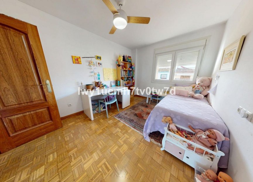 Resale - Apartment - Middle Floor Apartment - Fuengirola - Fuengirola Centro