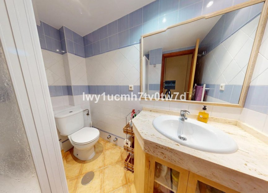 Resale - Apartment - Middle Floor Apartment - Fuengirola - Fuengirola Centro