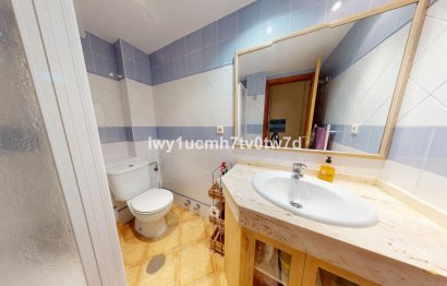 Resale - Apartment - Middle Floor Apartment - Fuengirola - Fuengirola Centro