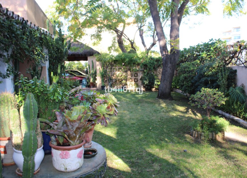 Reventa - House - Detached Villa - Estepona - Atalaya