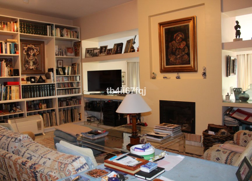 Reventa - House - Detached Villa - Estepona - Atalaya