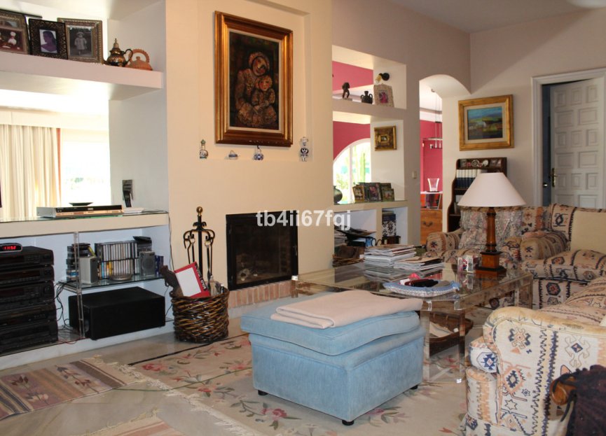 Reventa - House - Detached Villa - Estepona - Atalaya