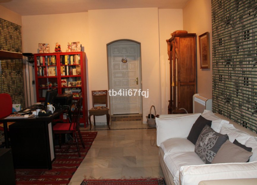 Reventa - House - Detached Villa - Estepona - Atalaya