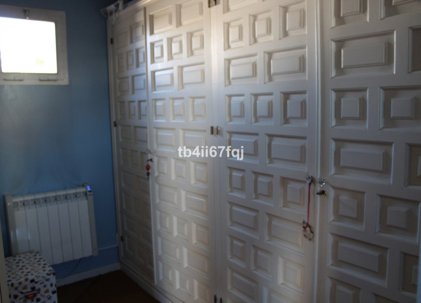 Reventa - House - Detached Villa - Estepona - Atalaya