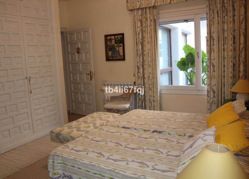 Reventa - House - Detached Villa - Estepona - Atalaya