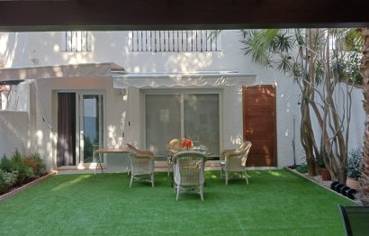 Resale - House - Townhouse - Marbella - Nueva Andalucia