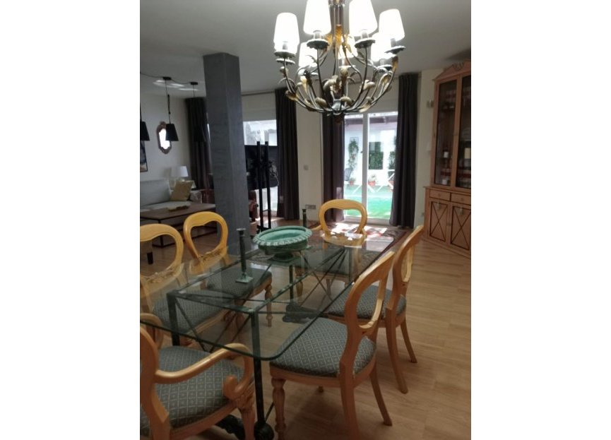 Resale - House - Townhouse - Marbella - Nueva Andalucia