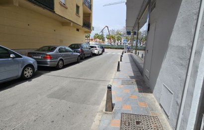Resale - Apartment - Middle Floor Apartment - Fuengirola - Fuengirola Centro