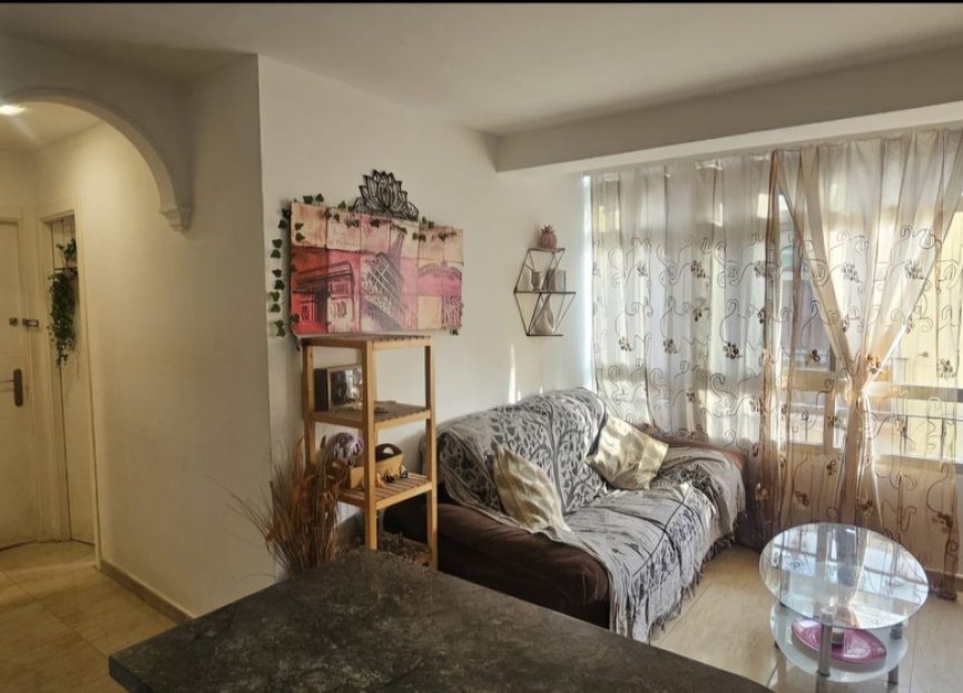 Resale - Apartment - Middle Floor Apartment - Fuengirola - Fuengirola Centro