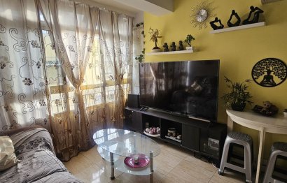 Resale - Apartment - Middle Floor Apartment - Fuengirola - Fuengirola Centro