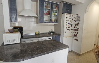 Resale - Apartment - Middle Floor Apartment - Fuengirola - Fuengirola Centro