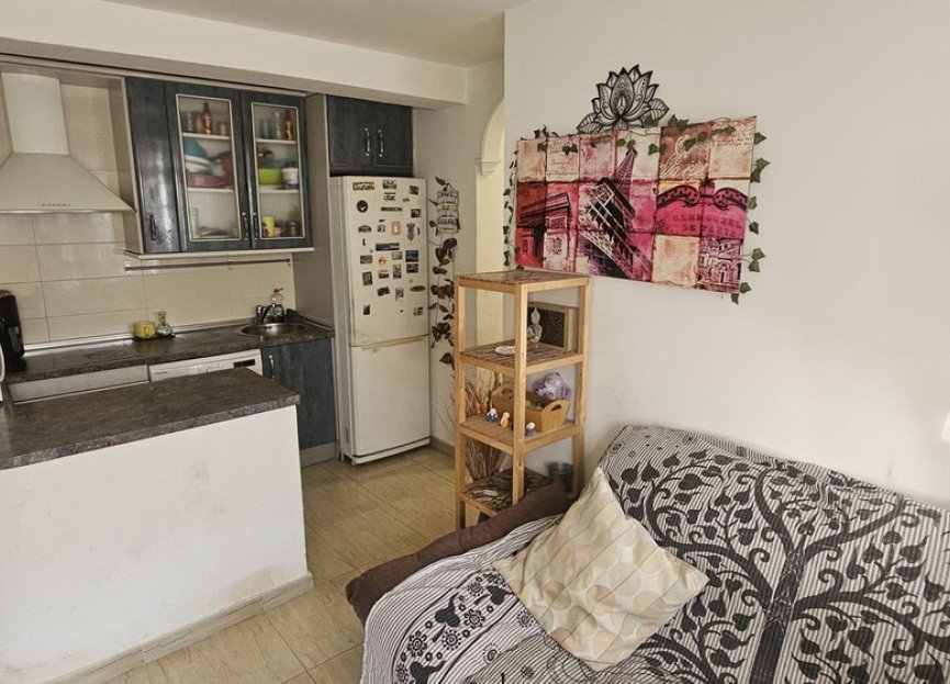 Resale - Apartment - Middle Floor Apartment - Fuengirola - Fuengirola Centro