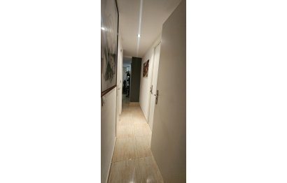 Resale - Apartment - Middle Floor Apartment - Fuengirola - Fuengirola Centro