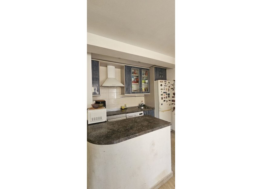 Resale - Apartment - Middle Floor Apartment - Fuengirola - Fuengirola Centro