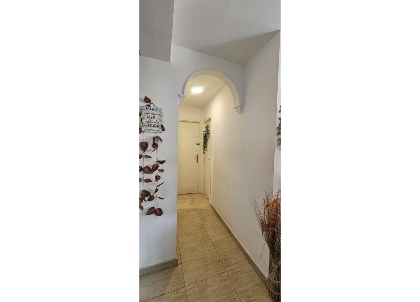 Resale - Apartment - Middle Floor Apartment - Fuengirola - Fuengirola Centro