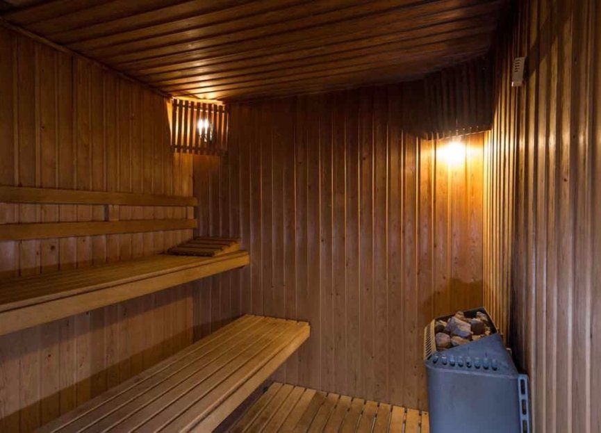 Resale - Ground floor apartment - Marbella - Puerto Banús