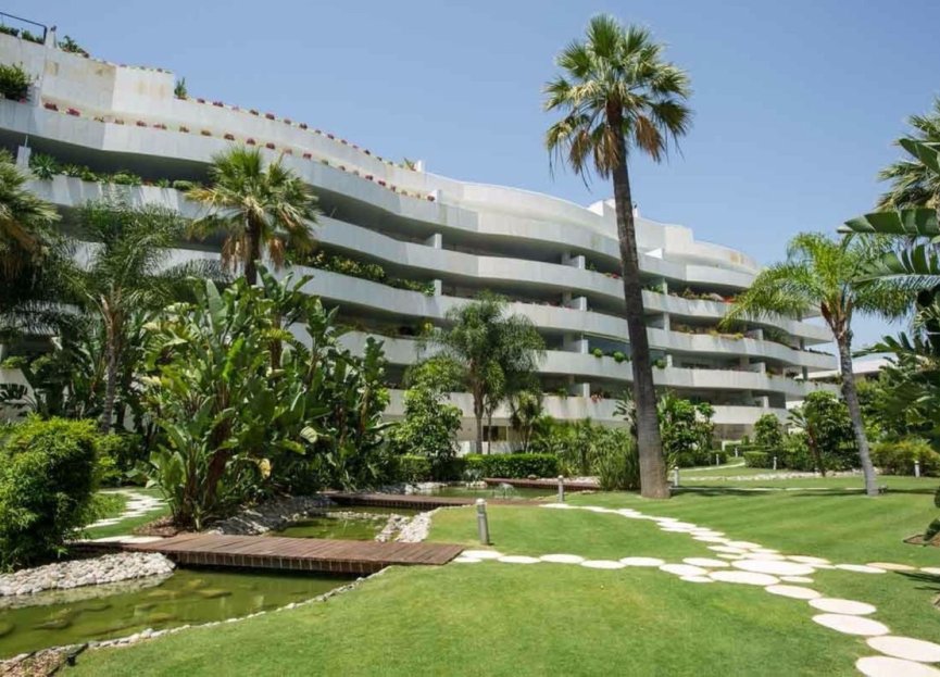 Resale - Ground floor apartment - Marbella - Puerto Banús