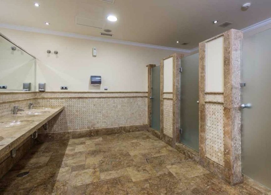 Resale - Ground floor apartment - Marbella - Puerto Banús