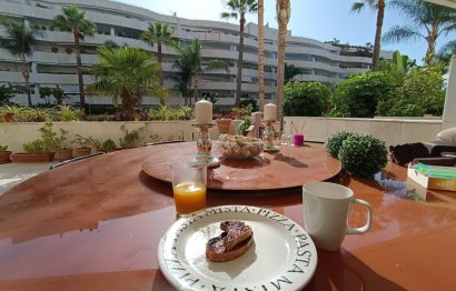 Resale - Ground floor apartment - Marbella - Puerto Banús