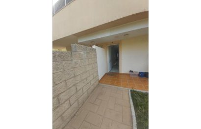 Resale - Apartment - Middle Floor Apartment - Casares - Doña Julia