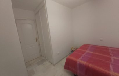 Resale - Apartment - Middle Floor Apartment - Casares - Doña Julia