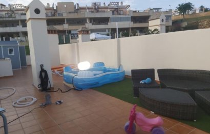 Resale - Apartment - Middle Floor Apartment - Casares - Doña Julia