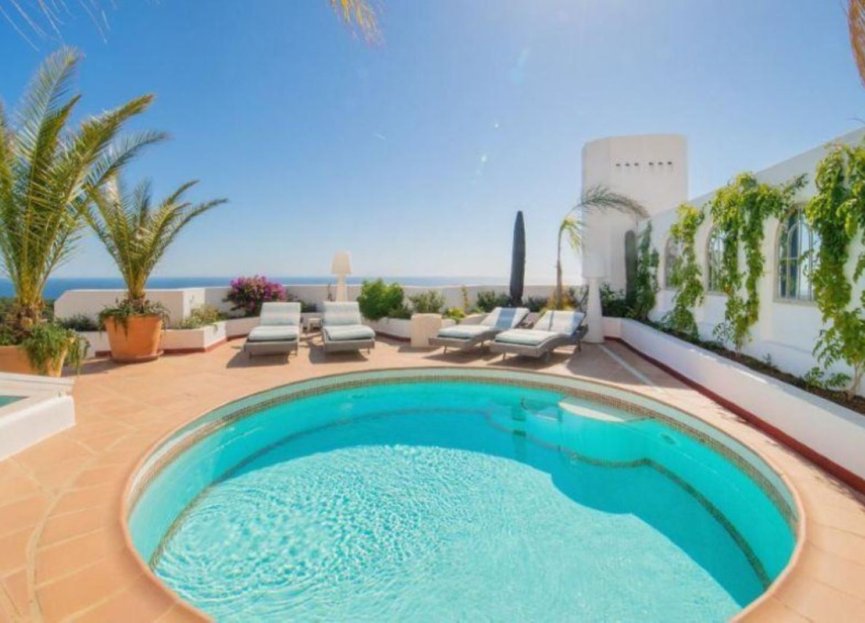 Resale - Apartment - Penthouse - Marbella - Marbella Centro