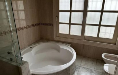 Reventa - House - Detached Villa - Marbella - Marbella Centro