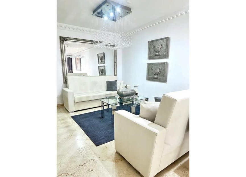 Resale - Ground floor apartment - Marbella - Guadalmina Alta