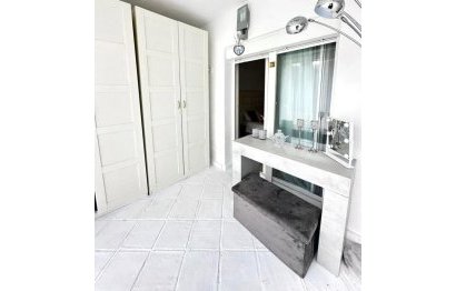 Resale - Ground floor apartment - Marbella - Guadalmina Alta