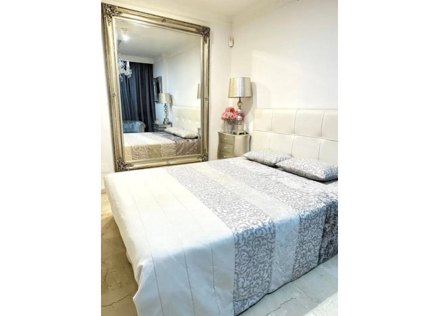 Resale - Ground floor apartment - Marbella - Guadalmina Alta