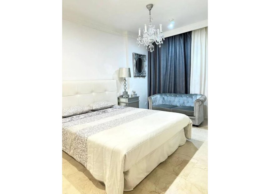 Resale - Ground floor apartment - Marbella - Guadalmina Alta
