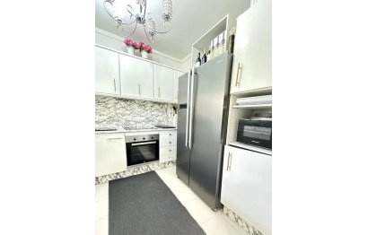 Resale - Ground floor apartment - Marbella - Guadalmina Alta