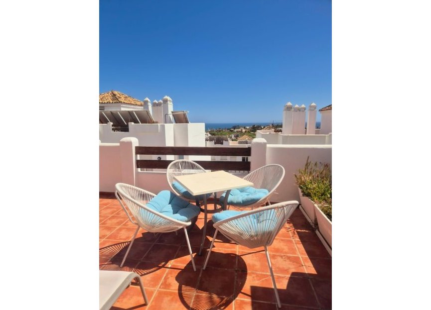 Resale - Apartment - Penthouse - Estepona - Valle Romano