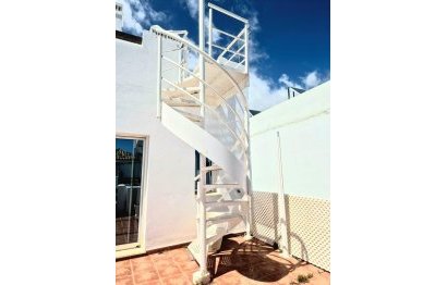 Resale - Apartment - Penthouse - Estepona - Valle Romano