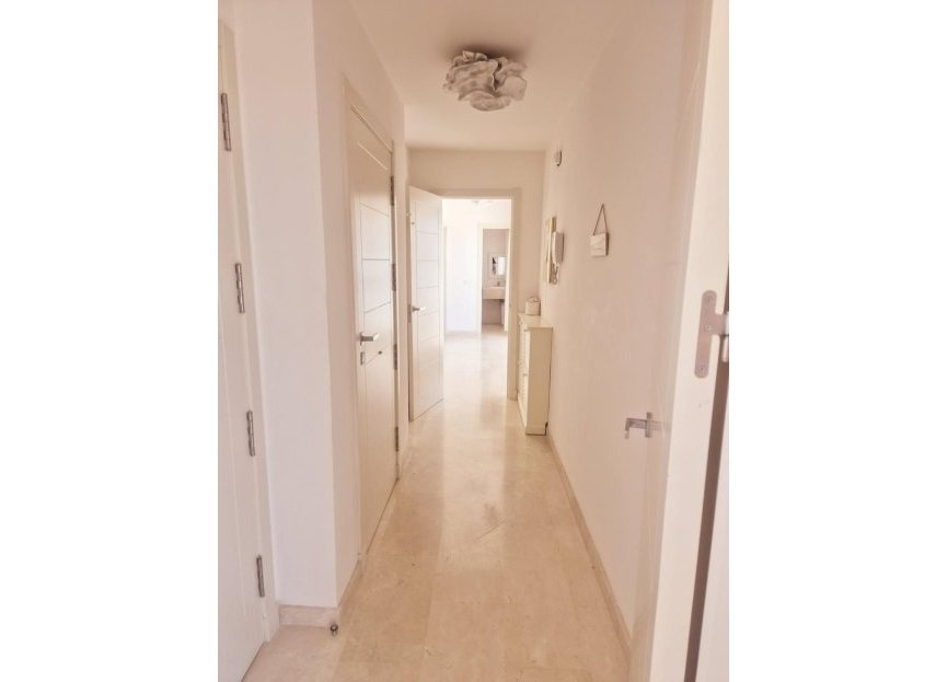 Resale - Apartment - Penthouse - Estepona - Valle Romano