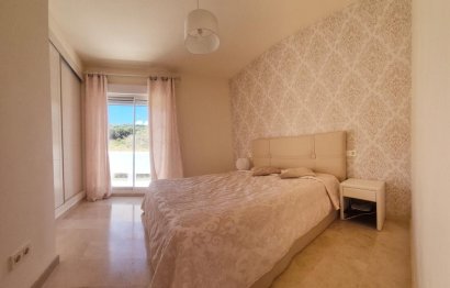 Resale - Apartment - Penthouse - Estepona - Valle Romano