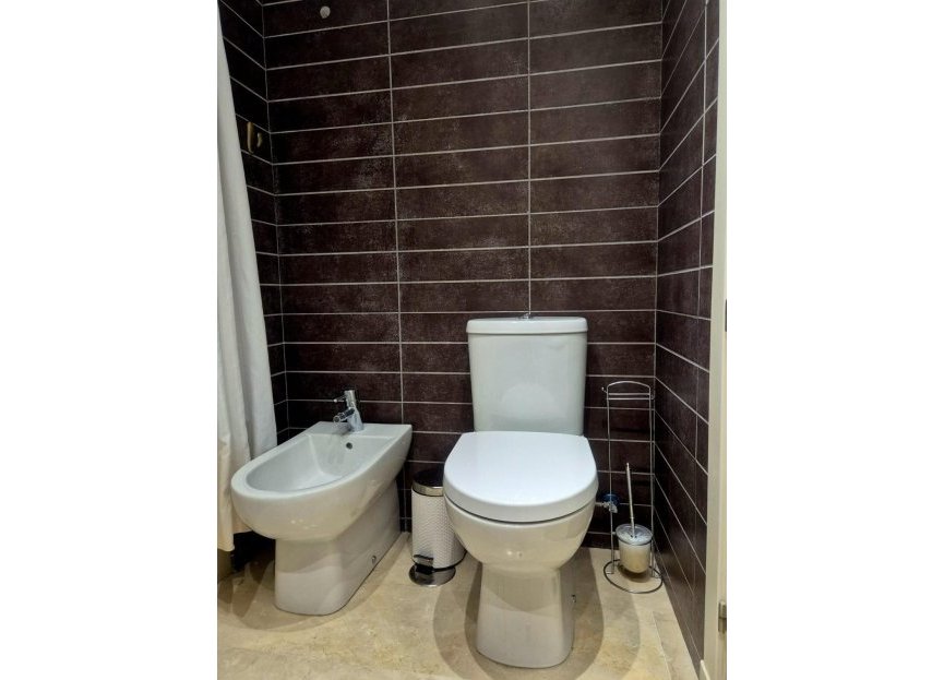 Resale - Apartment - Penthouse - Estepona - Valle Romano