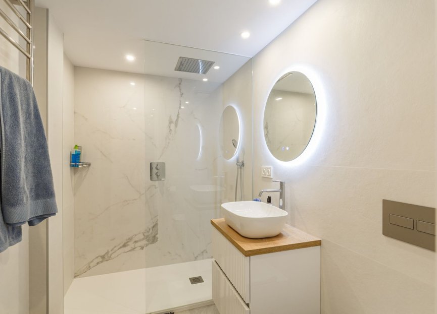 Resale - Apartment - Middle Floor Apartment - Marbella - Marbella Centro