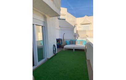 Resale - Apartment - Middle Floor Apartment - Benalmádena - Benalmadena Costa